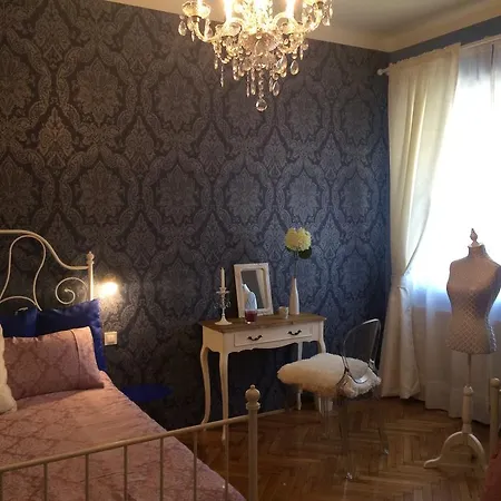 Dragon Bridge Beauty 公寓